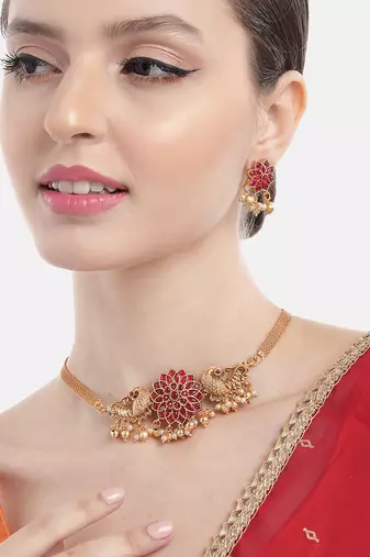 Minimalist red kemp floral choker set