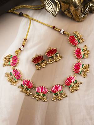 Divine petal inspired pink necklace set 1