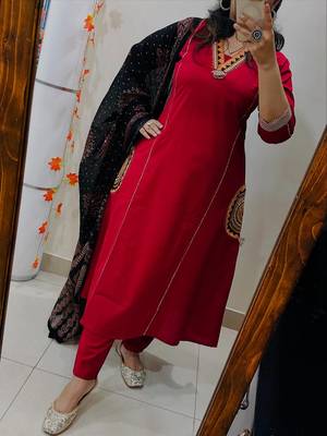 Red Women  Cotton Embroidered Kurta With Pant And Dupatta 2