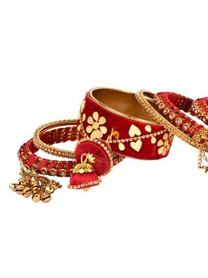 Gold plated traditional velvet matching embellishments work & latkan detailing bangles chuda bangle set for bridal 4