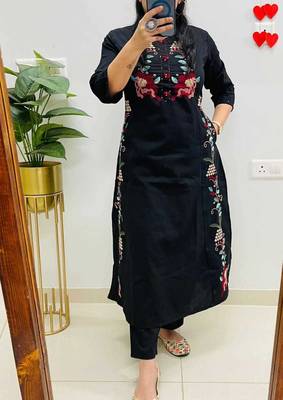 Black Women  Cotton Embroidered Kurta With Pant 1