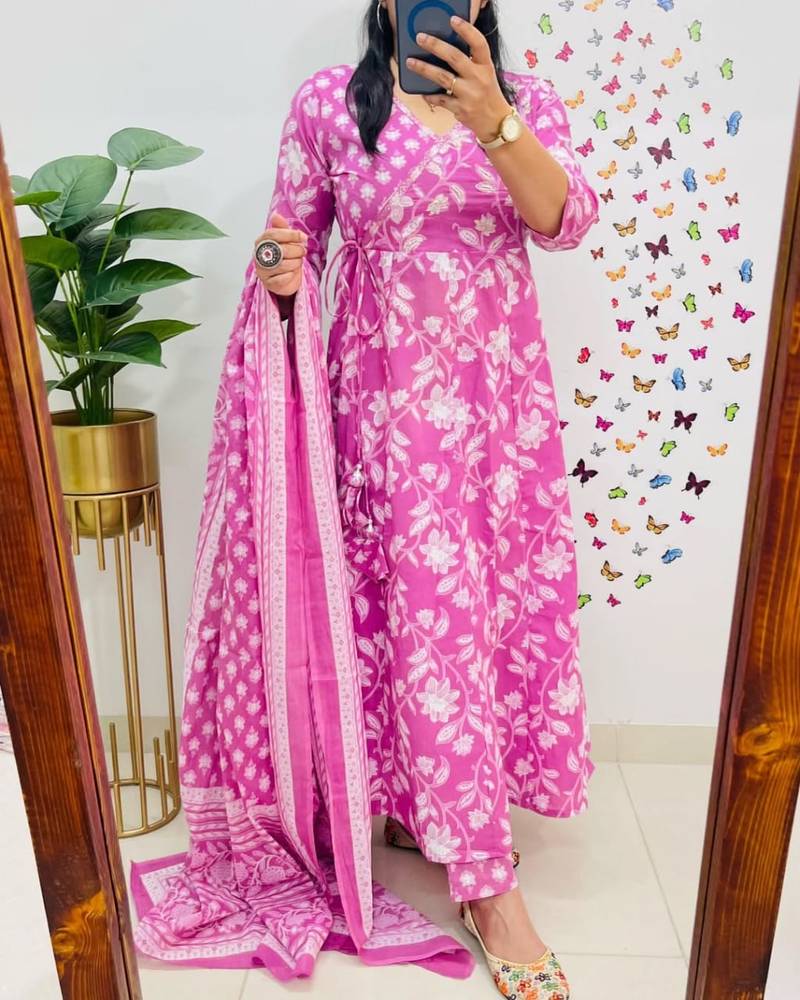  women pure cotton printed pink kurta with pant and dupatta