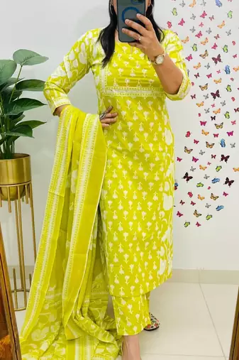 Yellow Women  Cotton Printed Kurta With Pant And Dupatta