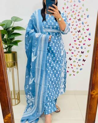 Blue Women  Cotton Printed Kurta With Pant And Dupatta 1