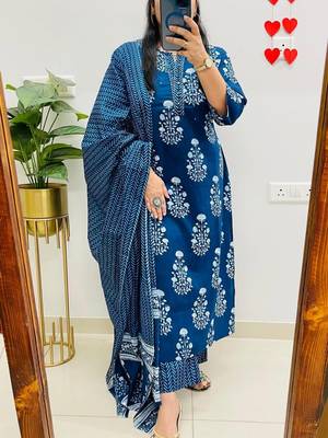 Blue Women  Cotton Printed Kurta With Pant And Dupatta 1