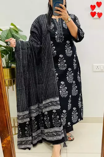 Black Women  Cotton Printed Kurta With Pant And Dupatta