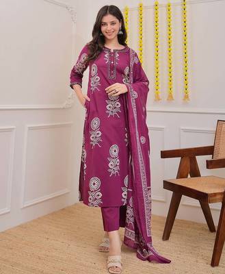 Purple Women Pure Cotton Printed Kurta With Pant And Dupatta 2