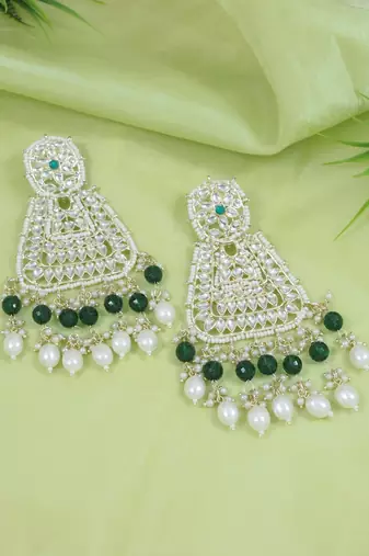 Gold plated traditional kundan & pearl drop dangle earrings for women 