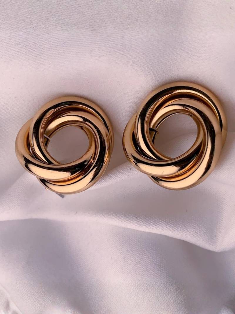 Latest trendy stylish gold plated geometric twist chunky stud earrings for women and girls 