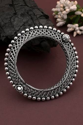 Silver color oxidised openable bracelet
