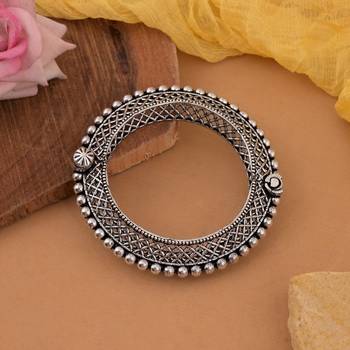 Silver color oxidised openable bracelet 2