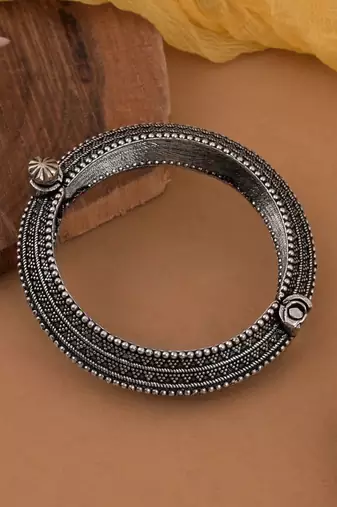 Silver color oxidised openable bracelet