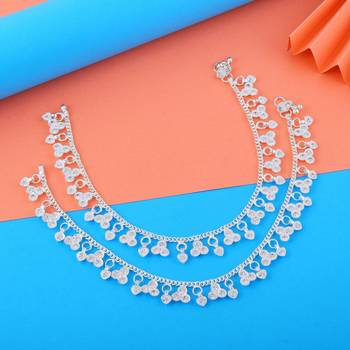 Beautiful silver color anklets crafted with intricate artistic detailing for wedding functions 2