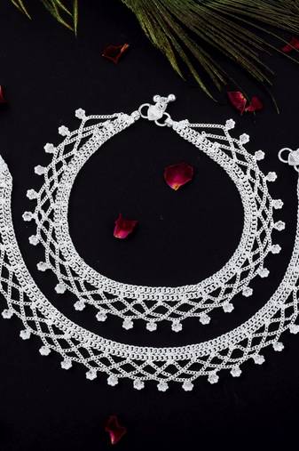 Gorgeous silver color anklets designed with premium handcrafted jewelry work for women