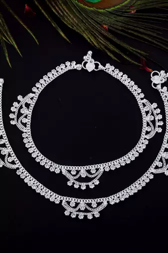 Royal silver color anklets perfect for weddings, engagements, and traditional festive occasions
