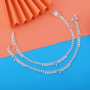 Classic silver color anklets designed with handmade artistic work for daily fashion wear 2