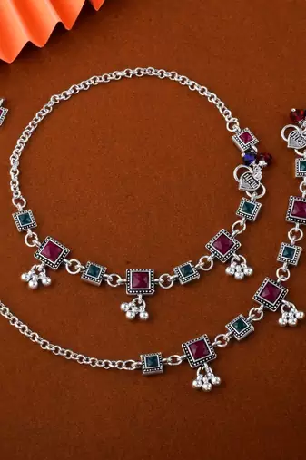 Stylish maroon and green color oxidised anklet perfect for womenâ€™s traditional wear and festivals