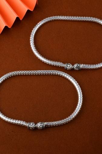 Gorgeous silver color oxidised anklet perfect for festivals, cultural celebrations, and traditional jewelry