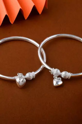Beautiful silver color kids oxidised anklet designed for childrenâ€™s fashion jewelry and traditional wear