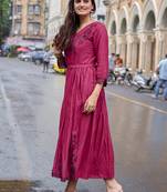 Women Rayon Weaving Embroidered Kurti