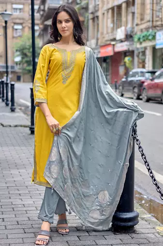 Women Embroidered Straight Kurta With Trousers & Dupatta