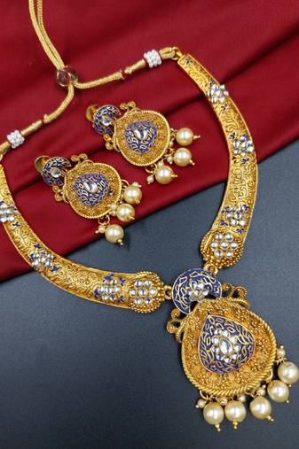 ​antique gold plated blue & gold kundan meenakari necklace set with pearl drops.