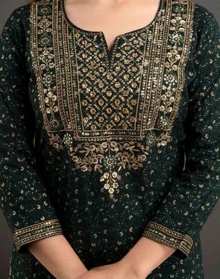 Green embroidered Kurti Pant Set  4