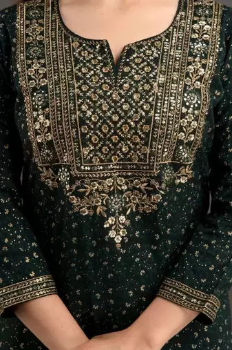 Green embroidered Kurti Pant Set 