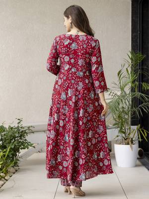 Women  Rayon Printed Work Flared Kurta Pant and Dupatta Set 4