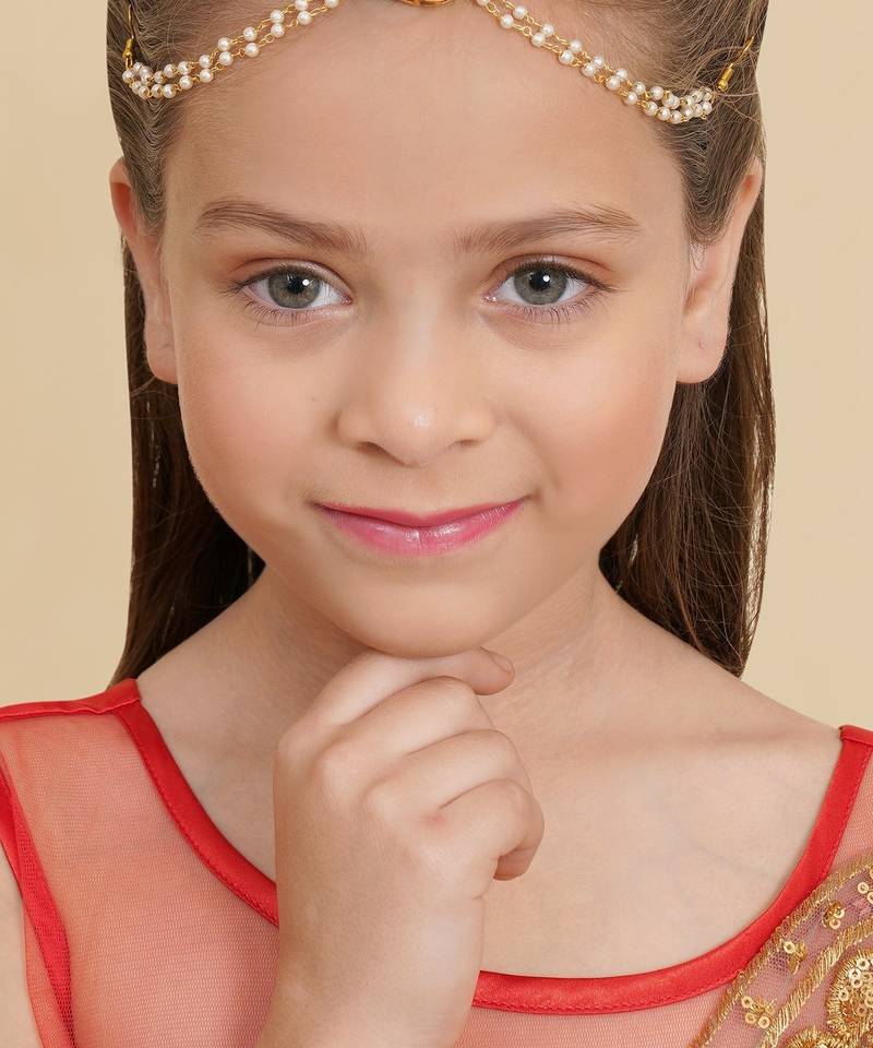 Girls gold-plated kundan studded & beads beaded matha patti