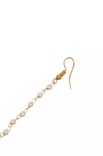 Girls gold-plated kundan-studded & beads beaded layered matha patti