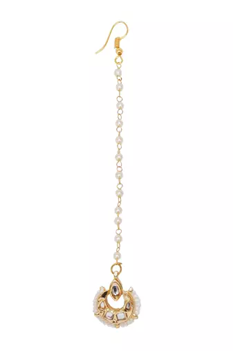  girls gold-plated kundan studded maangtikka