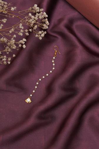 Gold-plated kundan-studded & beaded layered maang tikka