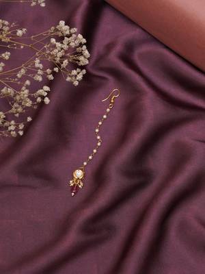 Gold-plated kundan-studded & beaded maang tikka 1