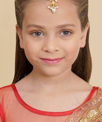 Girls gold-plated kundan studded & beaded maang tikka 4