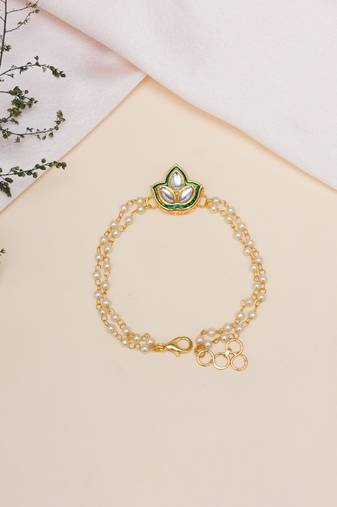 Girls kundan gold plated link bracelet