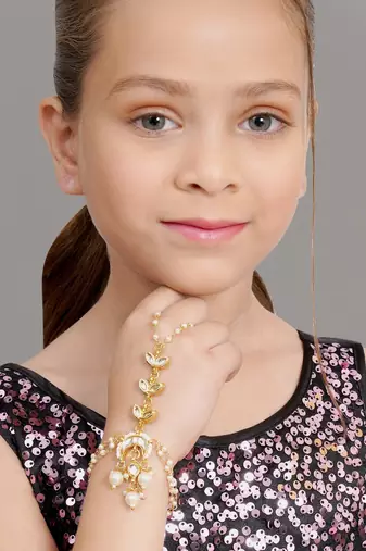 Girls gold-toned kundan handcrafted gold-plated bangle-style bracelet
