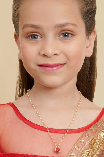 Girls gold-plated kundan studded & beaded necklace