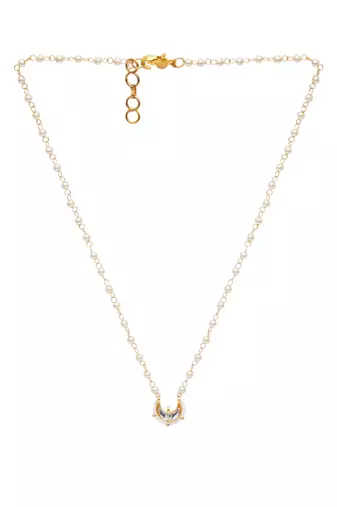 Girls gold-plated kundan studded & beaded necklace