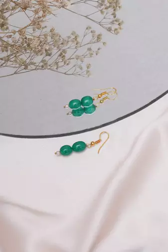 Gold-plated classic drop earrings