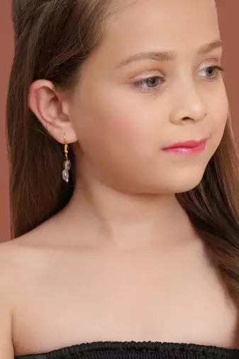 Gold-plated drop earrings