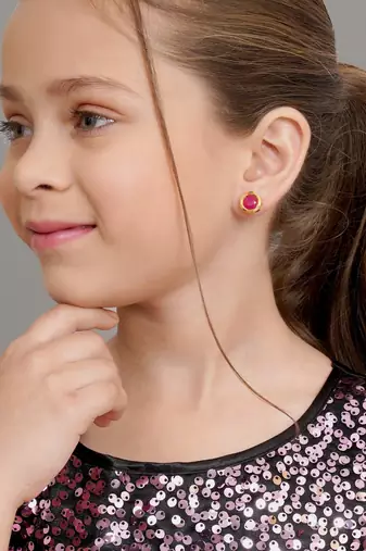 Girls gold plated studs earrings
