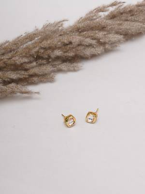 Gold-plated classic studs earrings 1