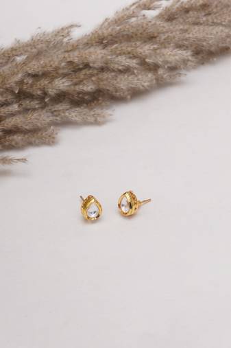 Girls gold plated studs earrings