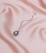 Girls silver-plated kundan stone studded maang tikka