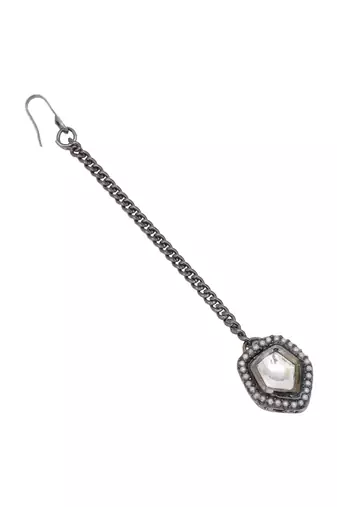 Girls silver-plated kundan-studded maang tikka