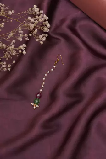 Girls gold-plated kundan studded & beaded maang tikka