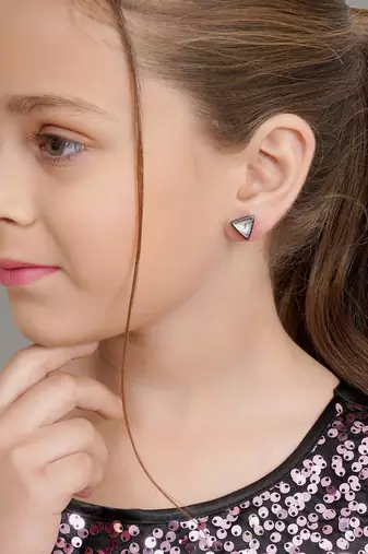 Girls gold plated studs earrings