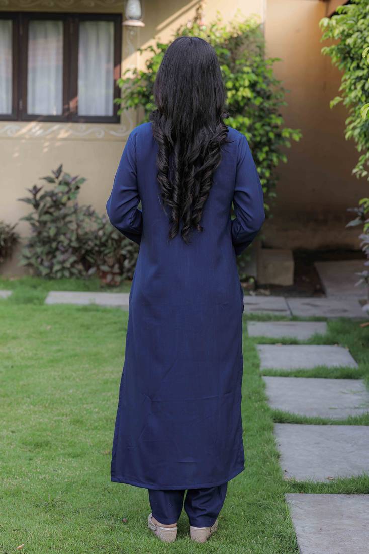 Rama Kurta Set with Tie-Dye Dupatta     Elegant Festive & Party Wear