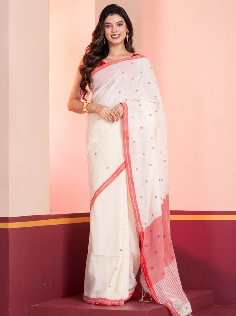 Cream and red handloom mark buti jamdani bengal cotton saree, with blouse